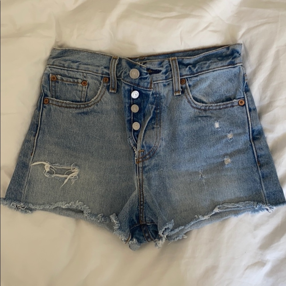 High Waisted Levis